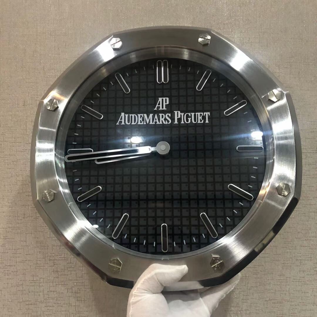 Audemars Piguet Royal Oak Silver - Black Dial